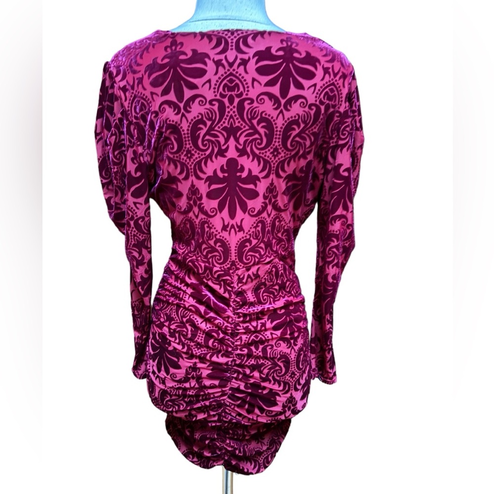 NWT All in Favor Velvety V-Neck Bodycon Dress - Picture 3 of 4